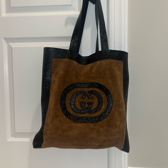 Gucci Suede Tote Bag. Brown Suede with crackle, pet and leather trim. - Picture 1 of 5
